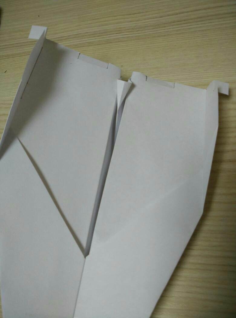 [纸飞机是干嘛的]纸飞机是怎么飞起来的