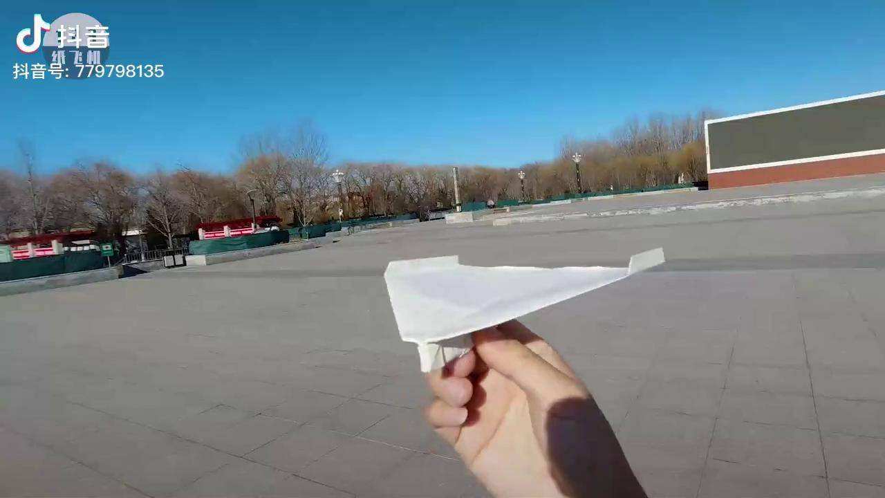 [纸飞机扫一扫在哪]扫描件怎么扫到一张纸上