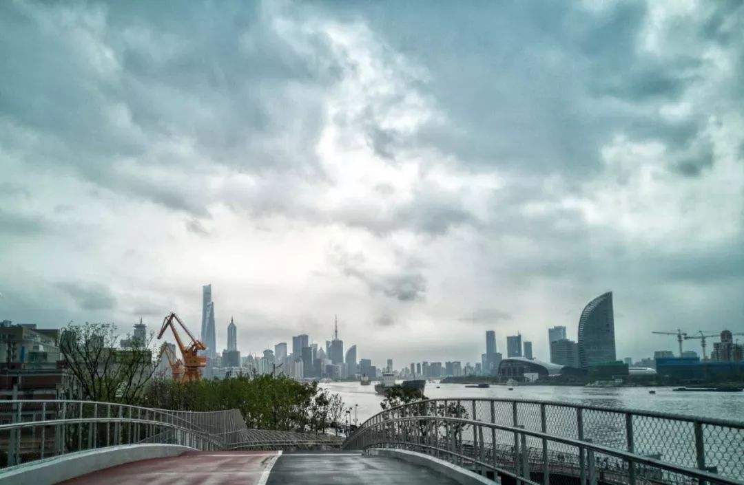 [上海这雨要下到什么时候]今天上海有没有雨什么时间下