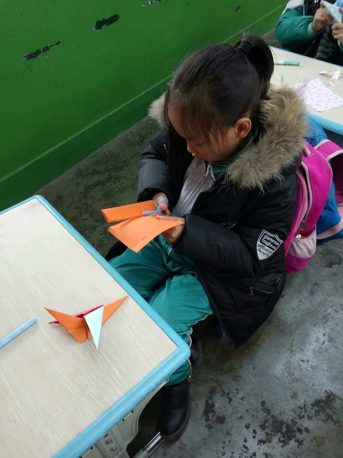我想看纸飞机怎么做_全网最火的纸飞机怎么做