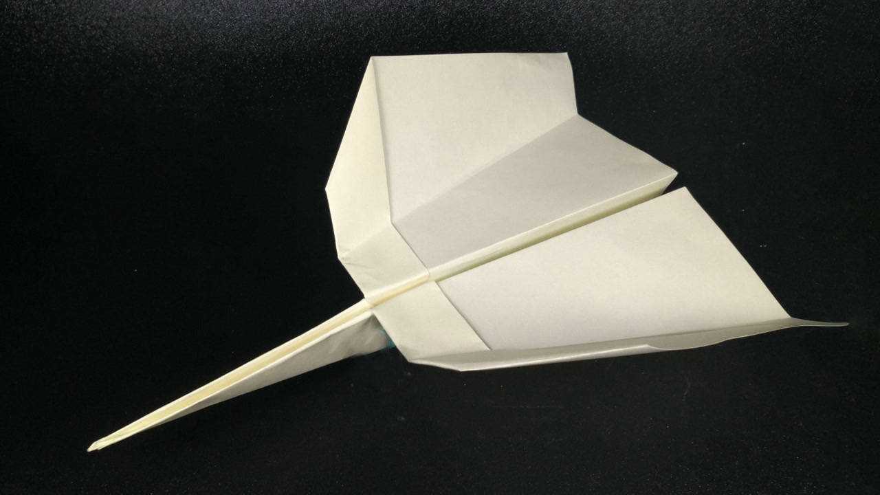 又帅又飞很远的纸飞机_又帅飞得又远的纸飞机折法