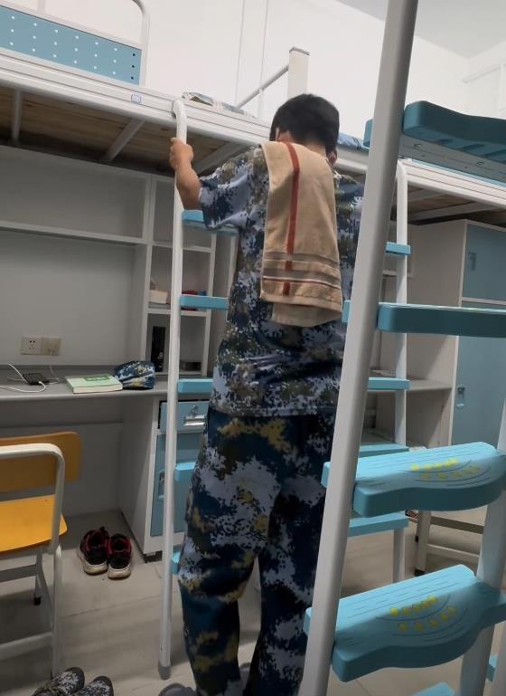 笔记本怎么挂梯子_笔记本怎么挂梯子教程